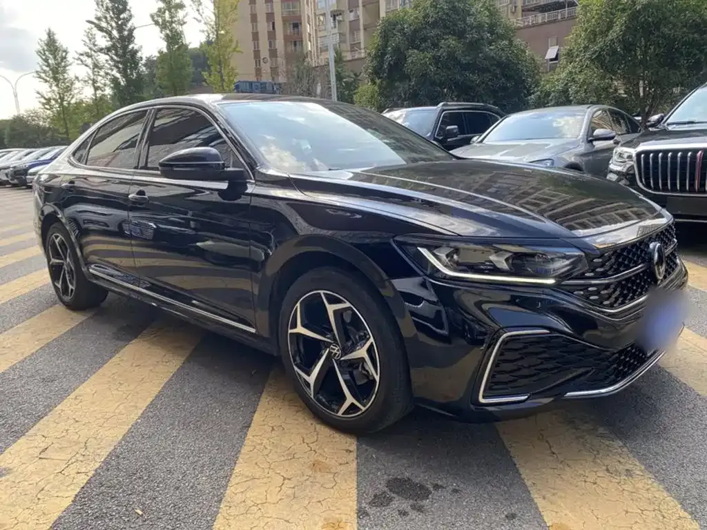 Volkswagen Passat — фото 9