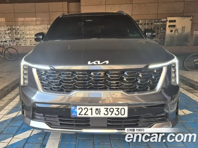 Kia Sorento — фото 1