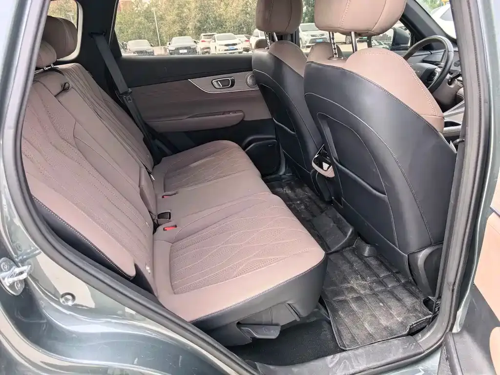 Chery Tiggo 8 PLUS — фото 5