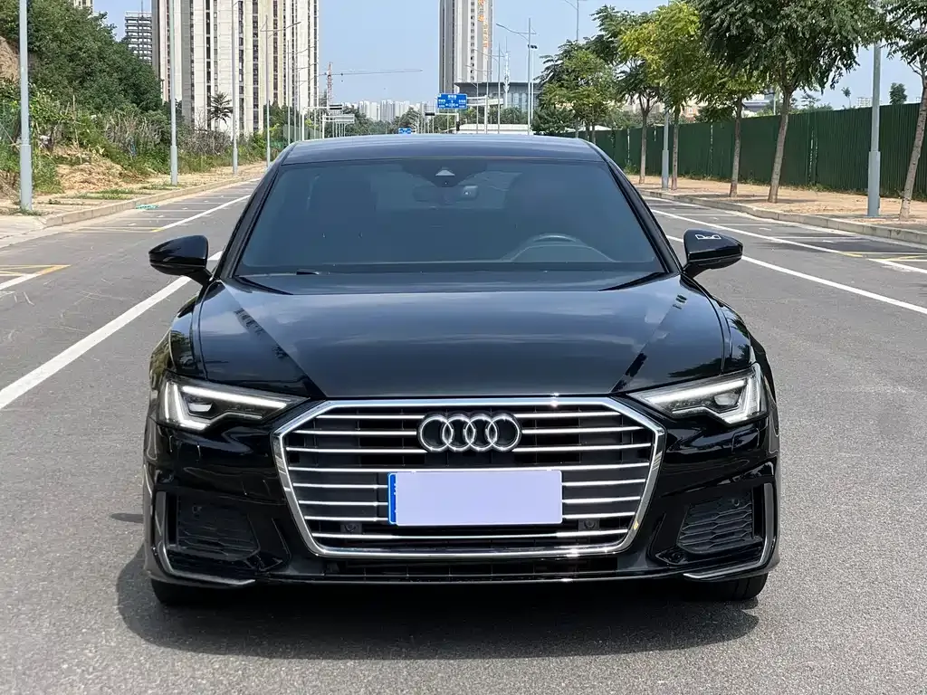 Audi A6L — фото 9