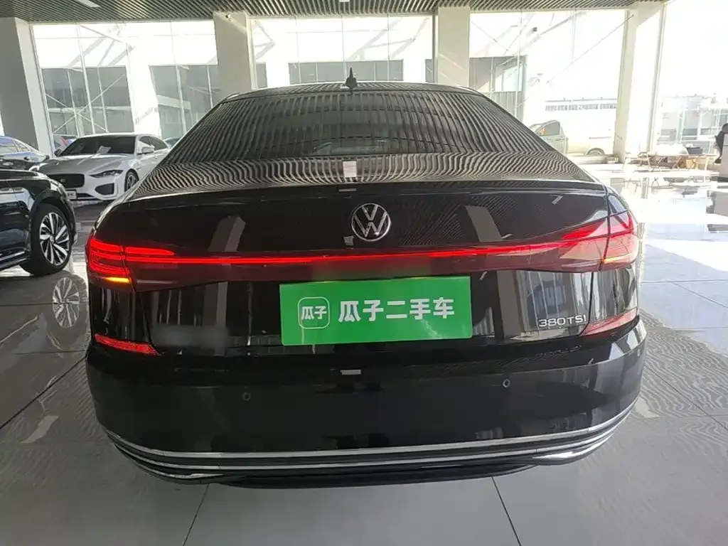 Volkswagen Passat — фото 4
