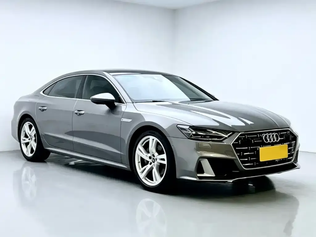Audi A7L — фото 8