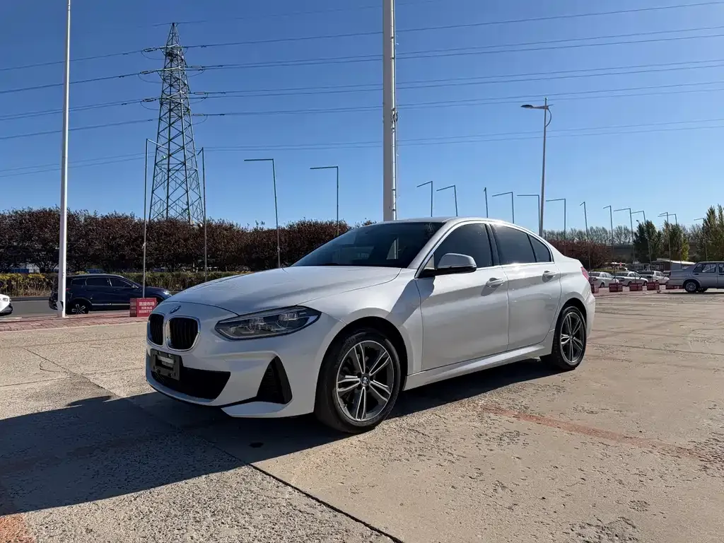BMW 1 Series — фото 1