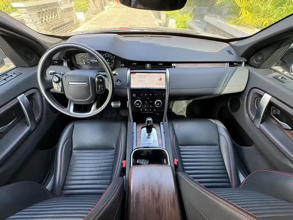 Land Rover Discovery Sport — фото 3