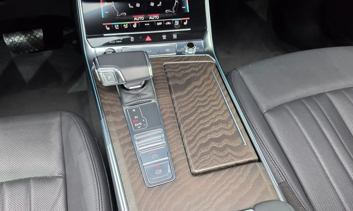 Audi A6 — фото 10
