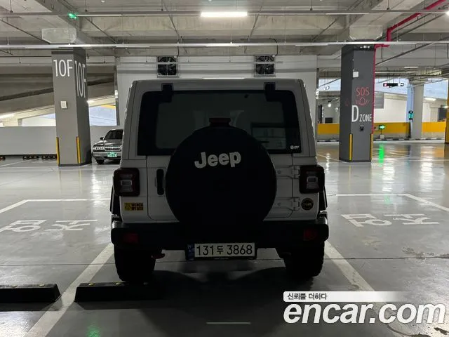 Jeep Wrangler — фото 2