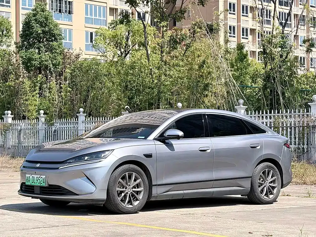 BYD Qin L — фото 1