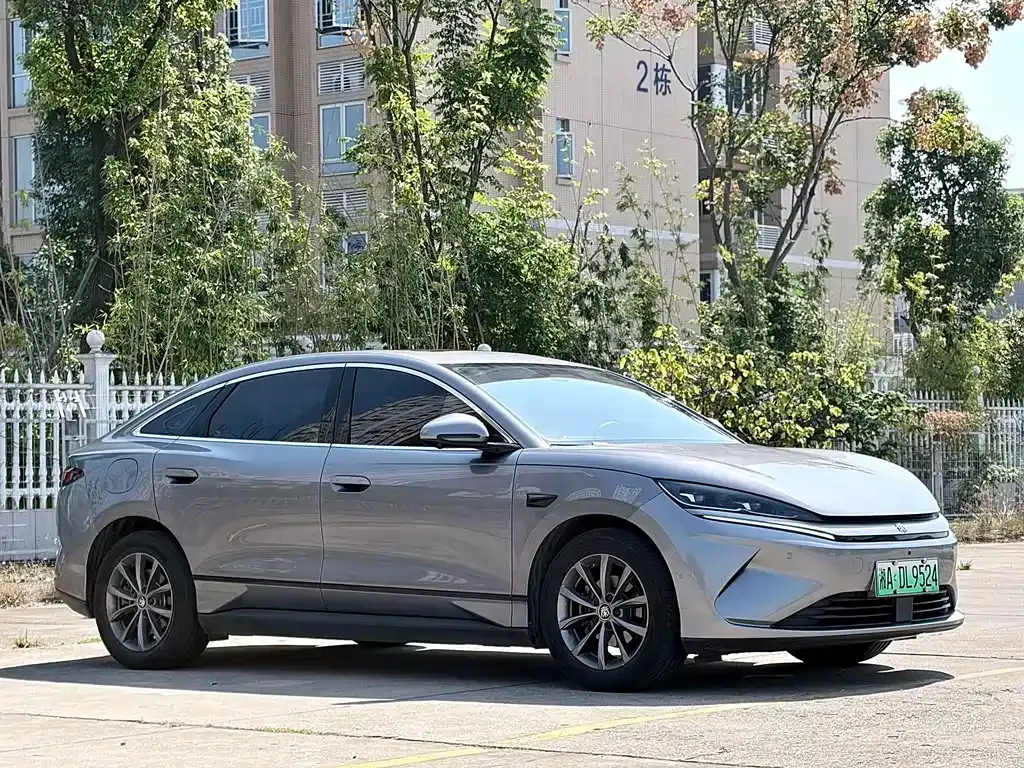 BYD Qin L — фото 5