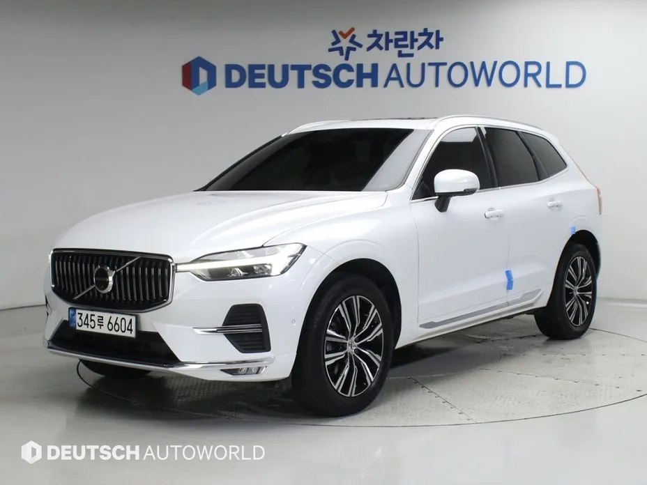 Volvo XC60 — фото 1