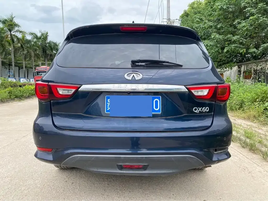 Infiniti QX60 (Import) — фото 7