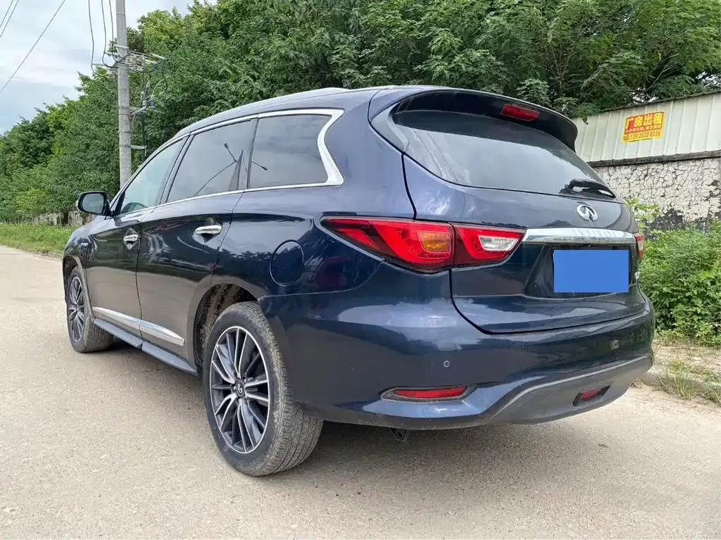 Infiniti QX60 (Import) — фото 8