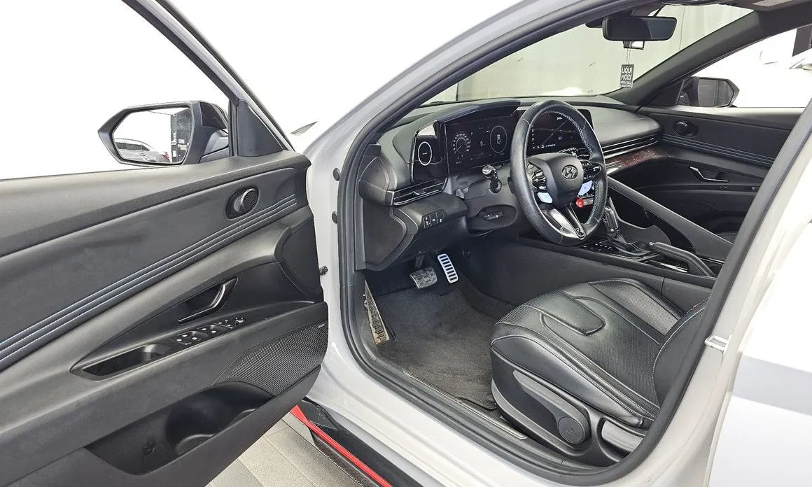 Hyundai AVANTE — фото 4