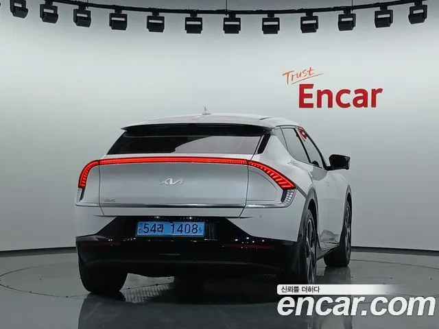 Kia EV6 — фото 2