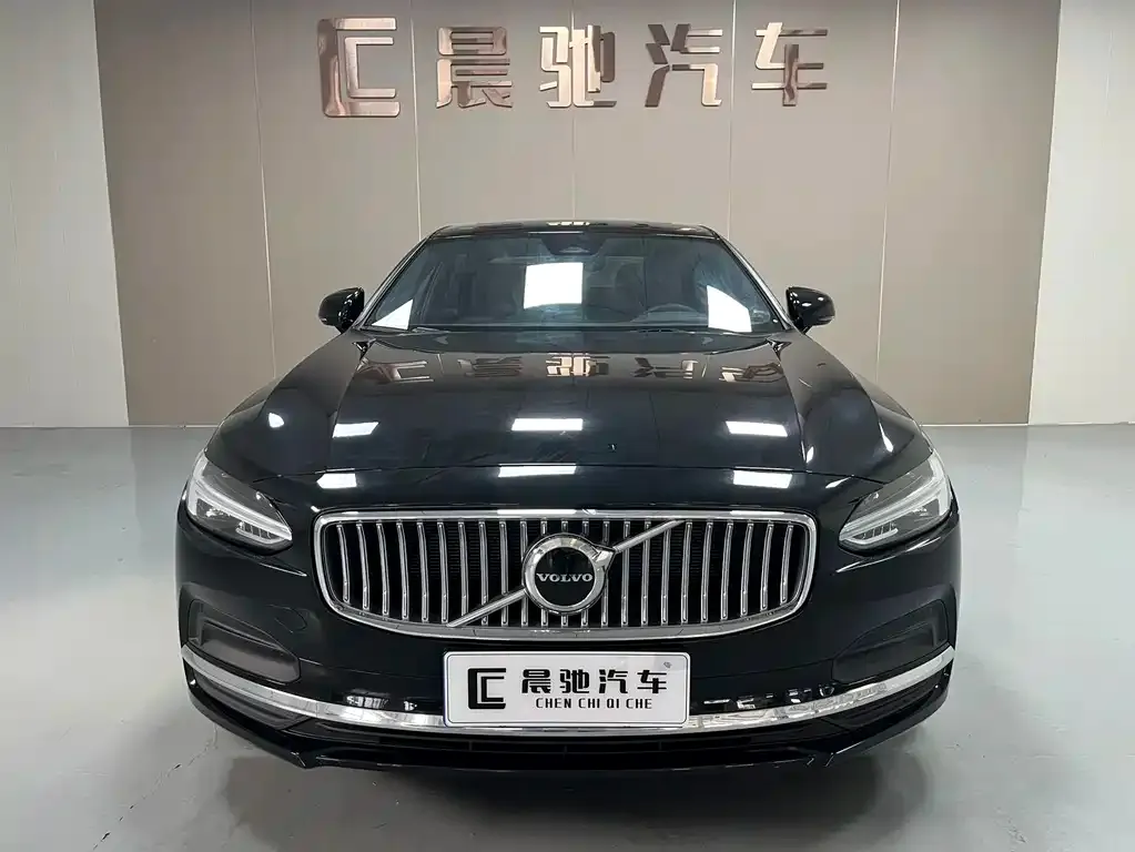 Volvo S90 — фото 3
