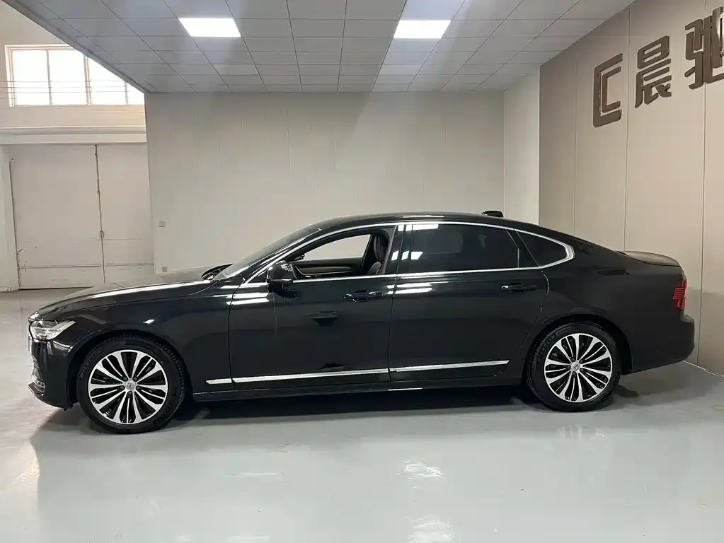 Volvo S90 — фото 5