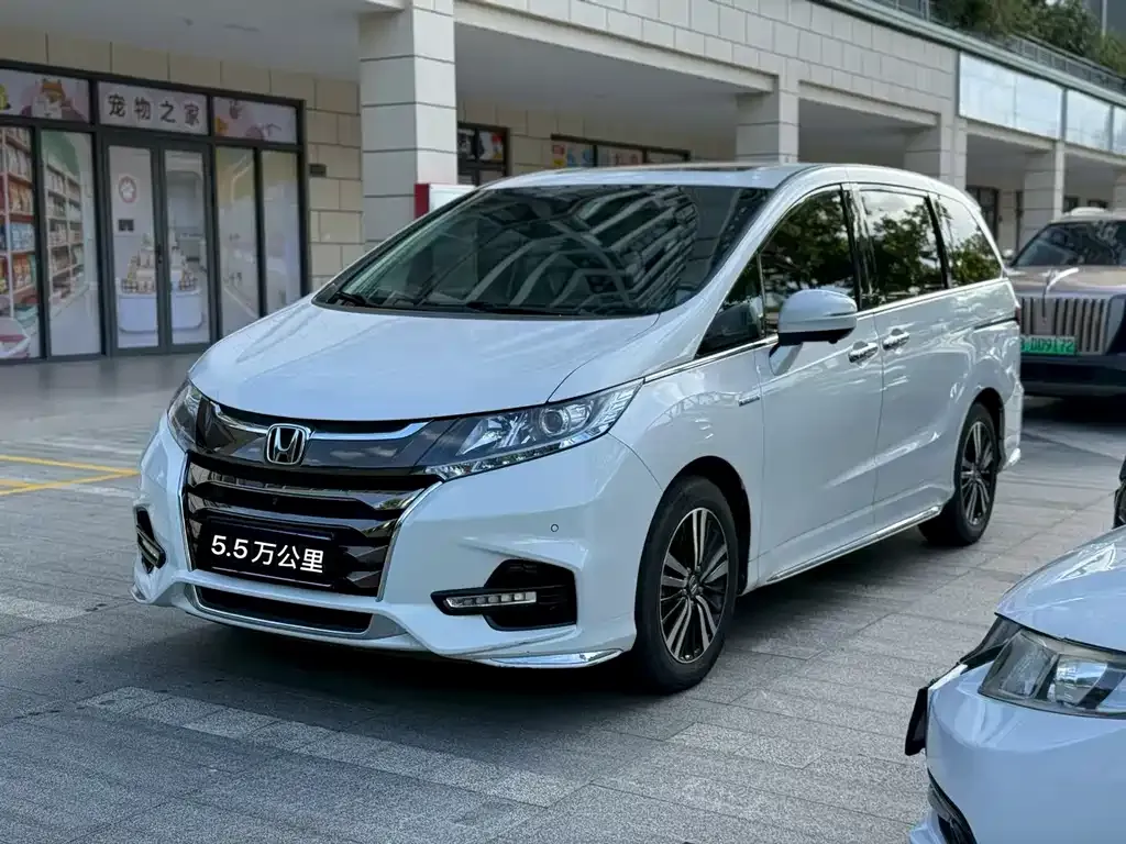 Honda Odyssey — фото 1