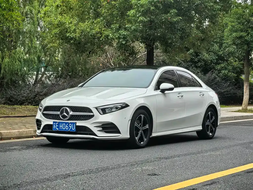 Mercedes-Benz A-Class — фото 1