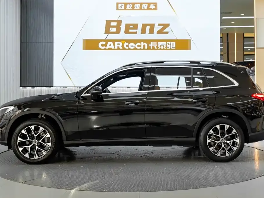 Mercedes-Benz GLC — фото 10