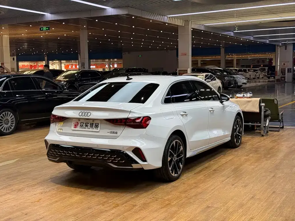 Audi A3 — фото 2