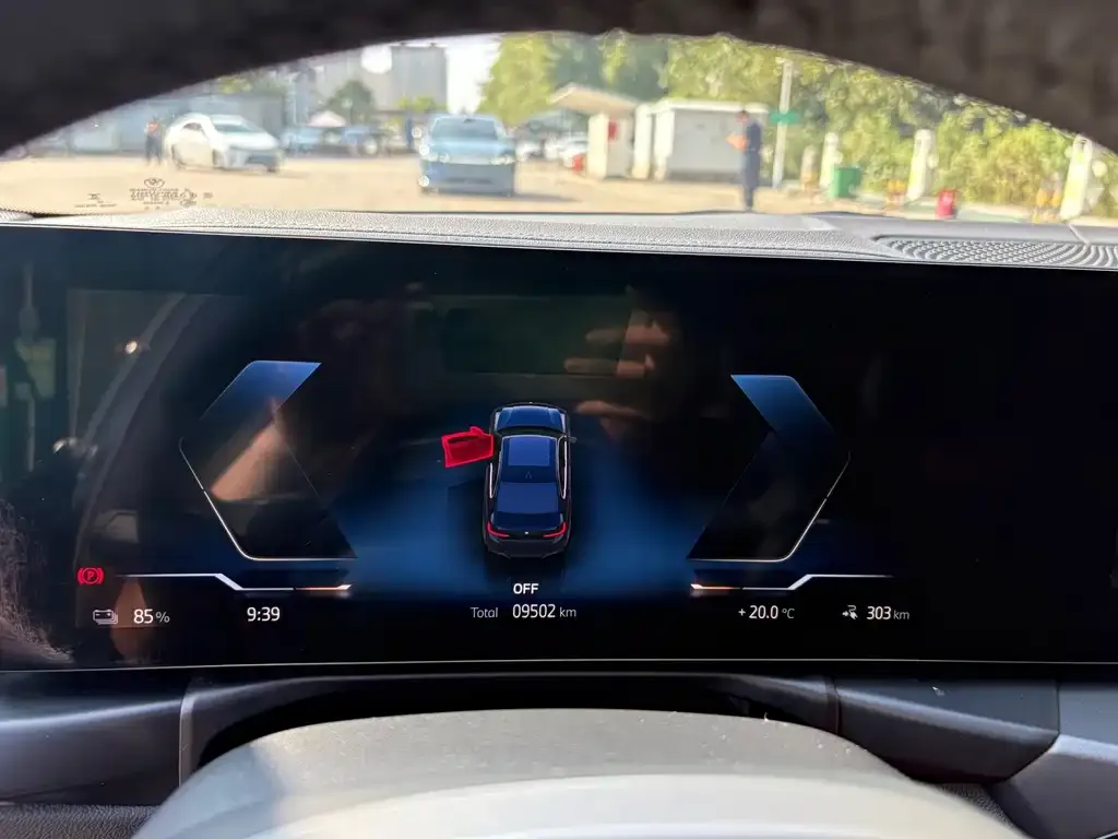 BMW i3 — фото 4