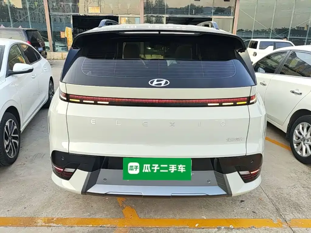 Hyundai EO — фото 5