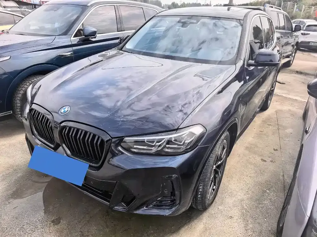 BMW iX3 — фото 1