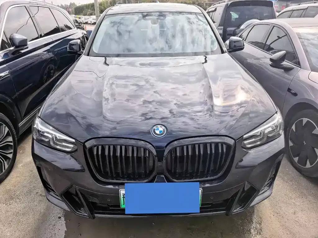 BMW iX3 — фото 3
