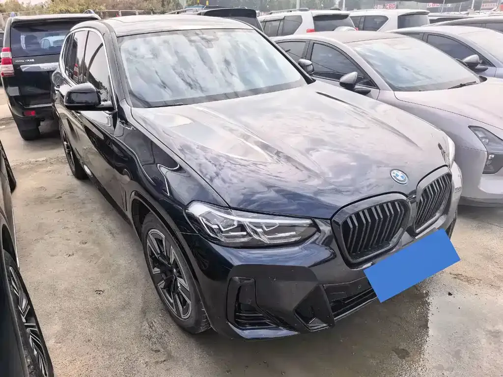BMW iX3 — фото 5