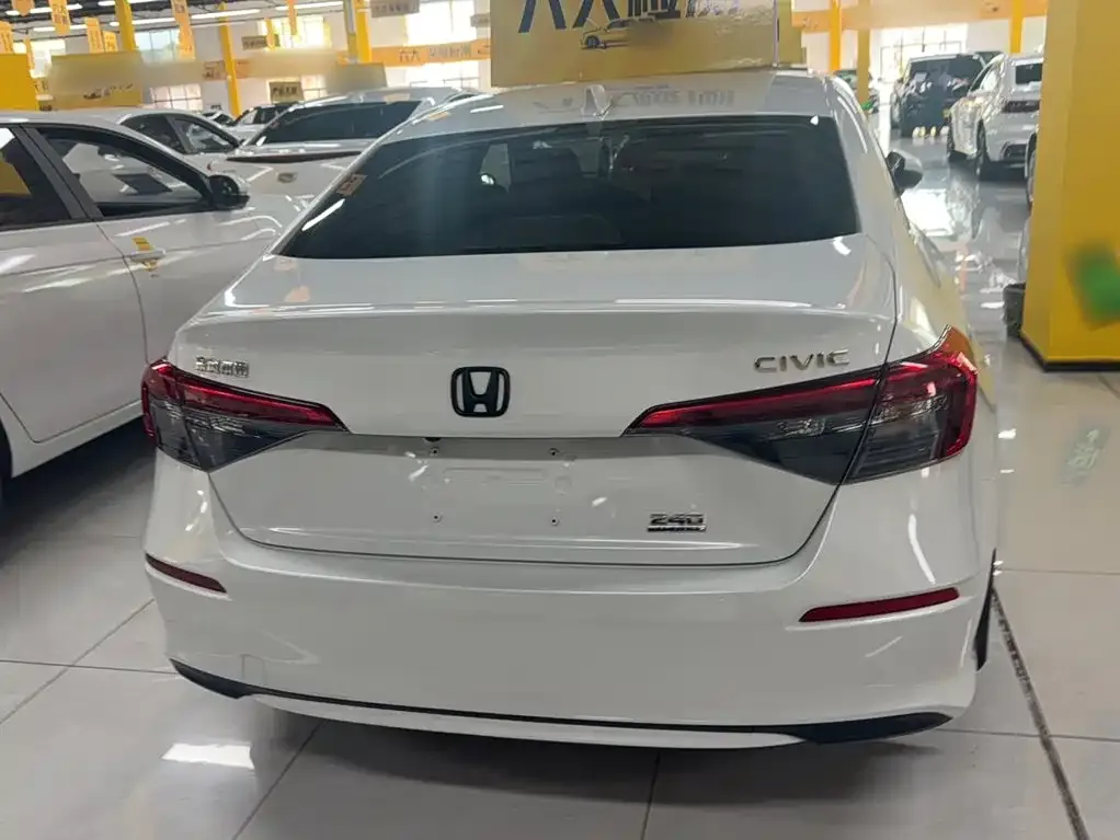 Honda Civic — фото 6