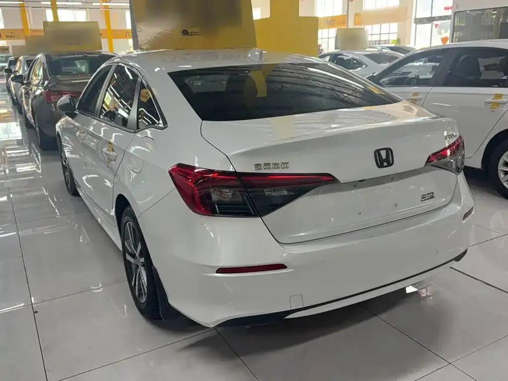 Honda Civic — фото 8