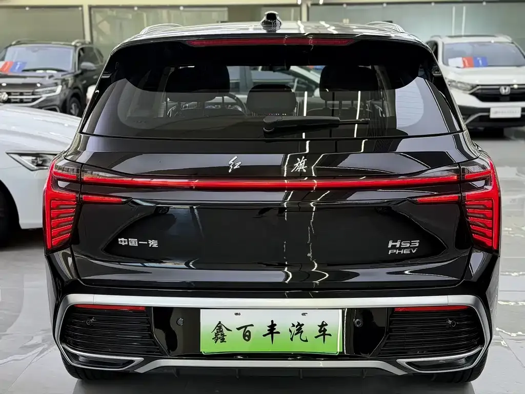 Hongqi HS3 PHEV — фото 10