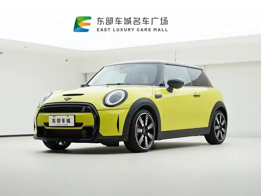MINI Cooper (3-door) — фото 1