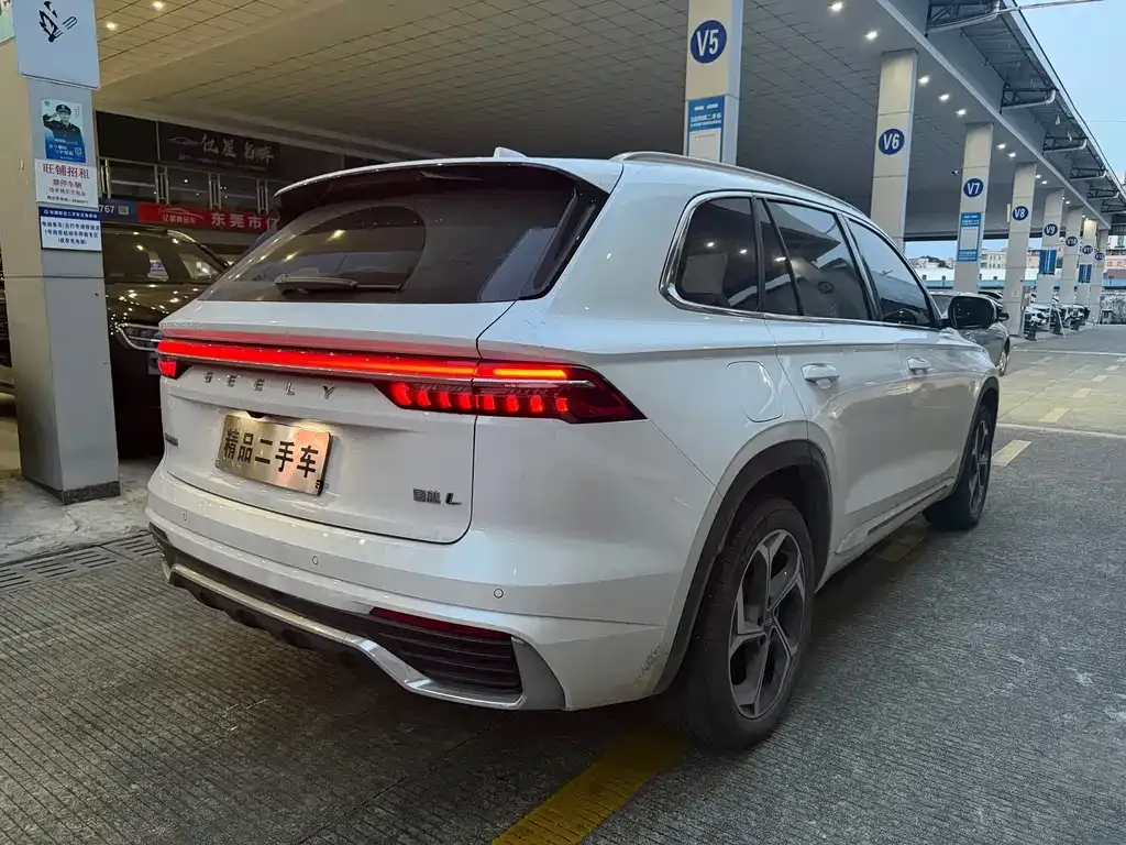 Geely Xingyue L — фото 4