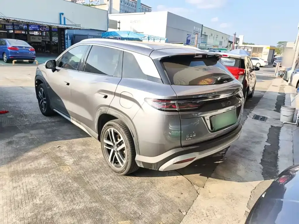 BYD L DM-i — фото 2