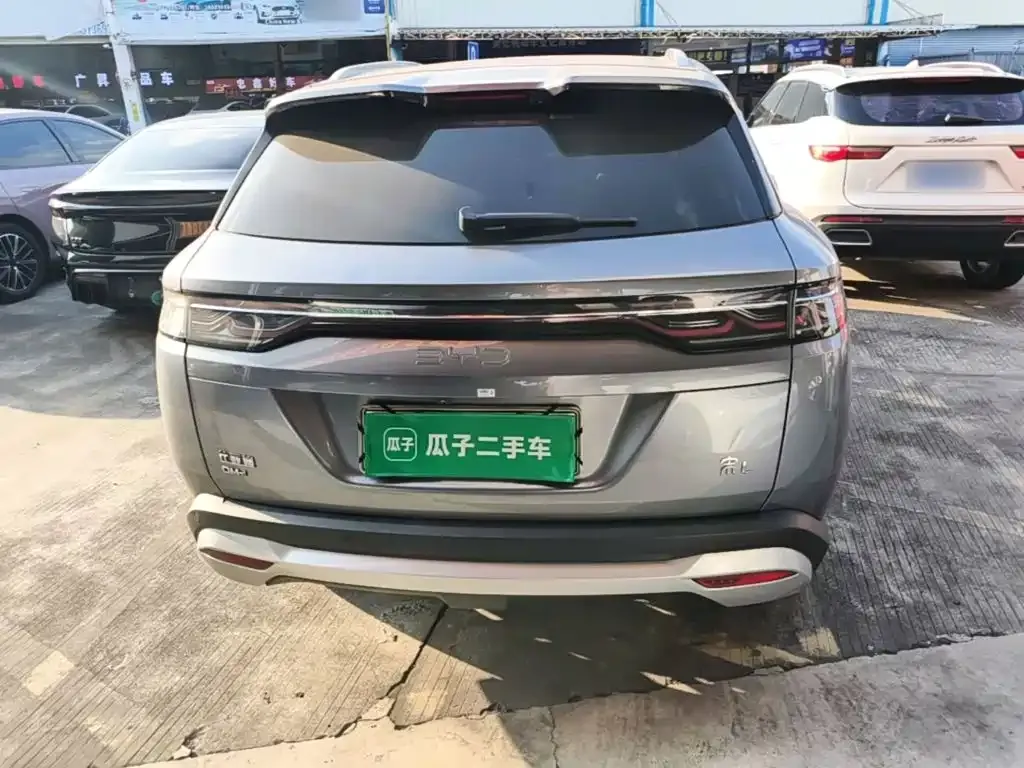 BYD L DM-i — фото 8