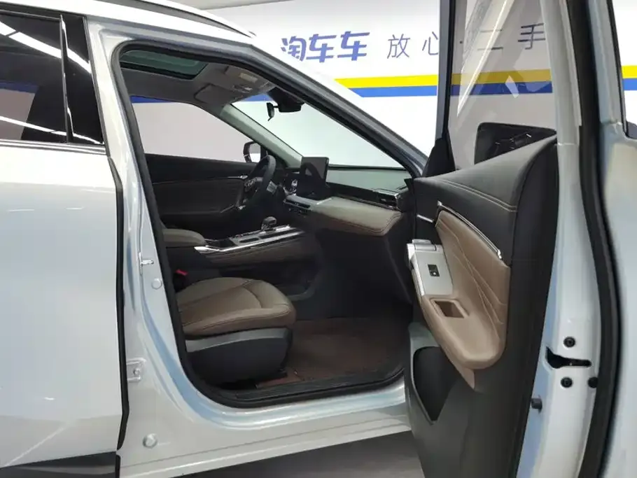 GAC Motor Trumpchi GS4 — фото 9