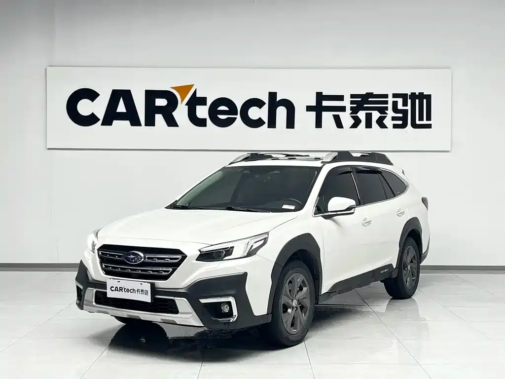 Subaru Outback — фото 1