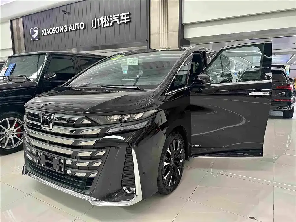 Toyota Vellfire — фото 3