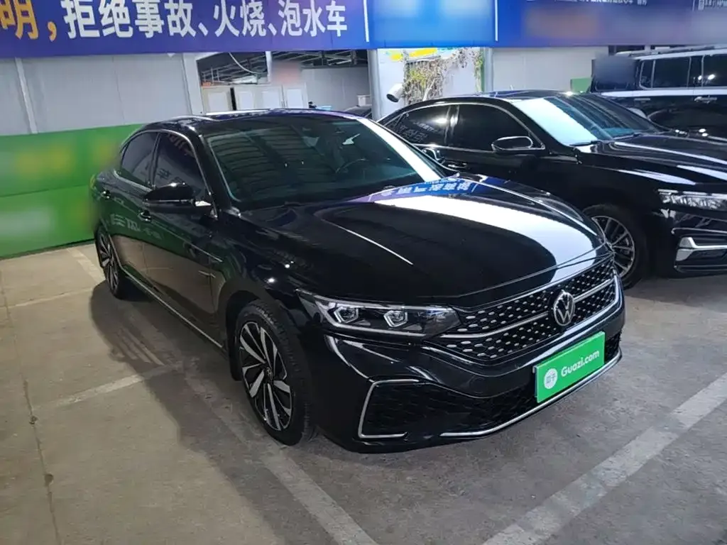 Volkswagen Passat — фото 4
