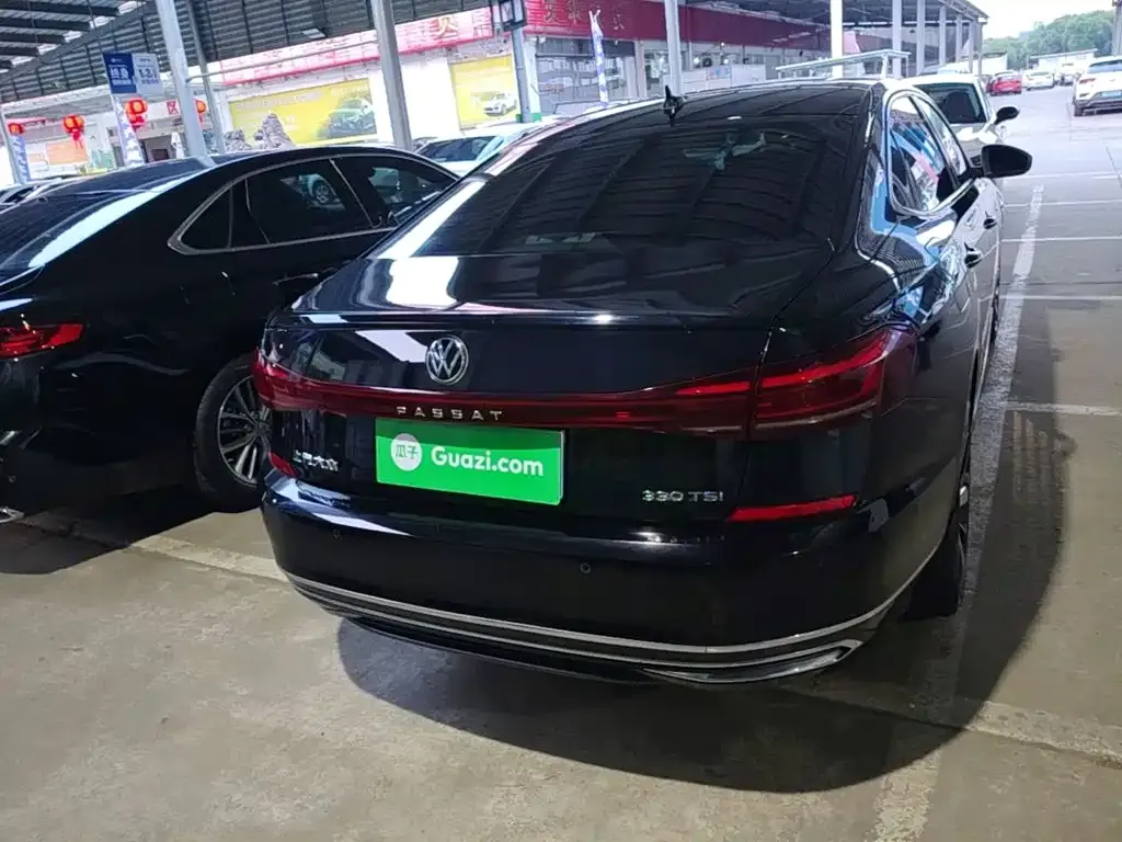 Volkswagen Passat — фото 9
