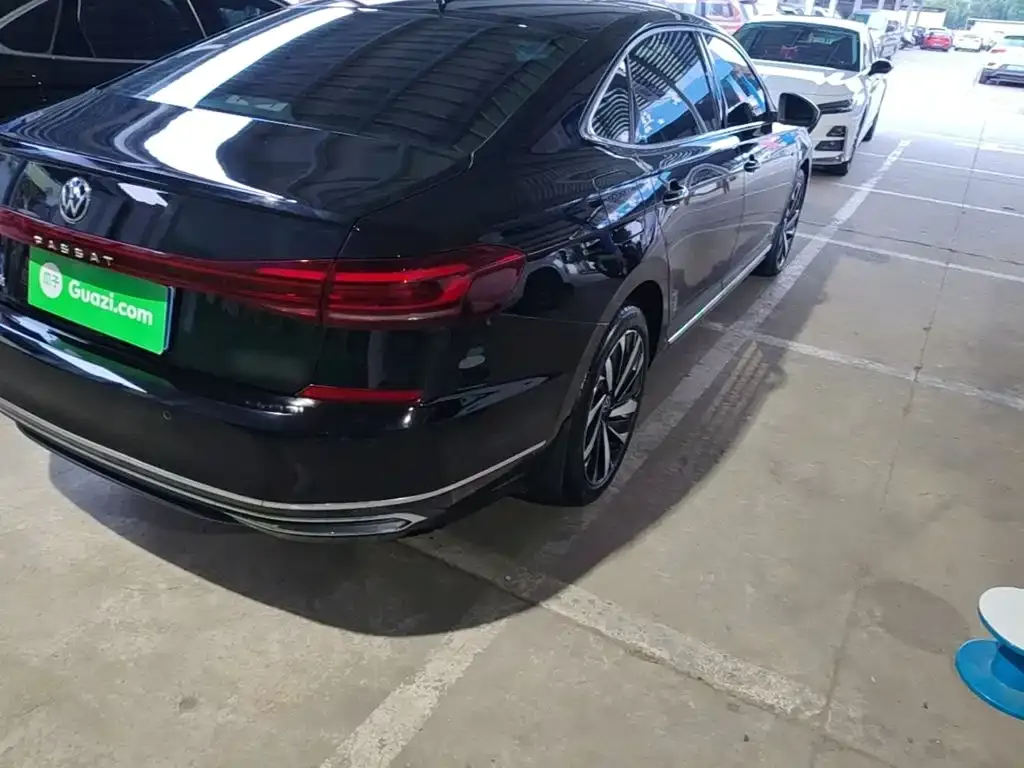 Volkswagen Passat — фото 5
