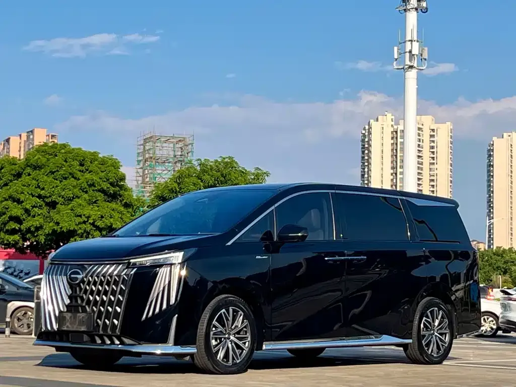 GAC Motor Trumpchi M8 — фото 1