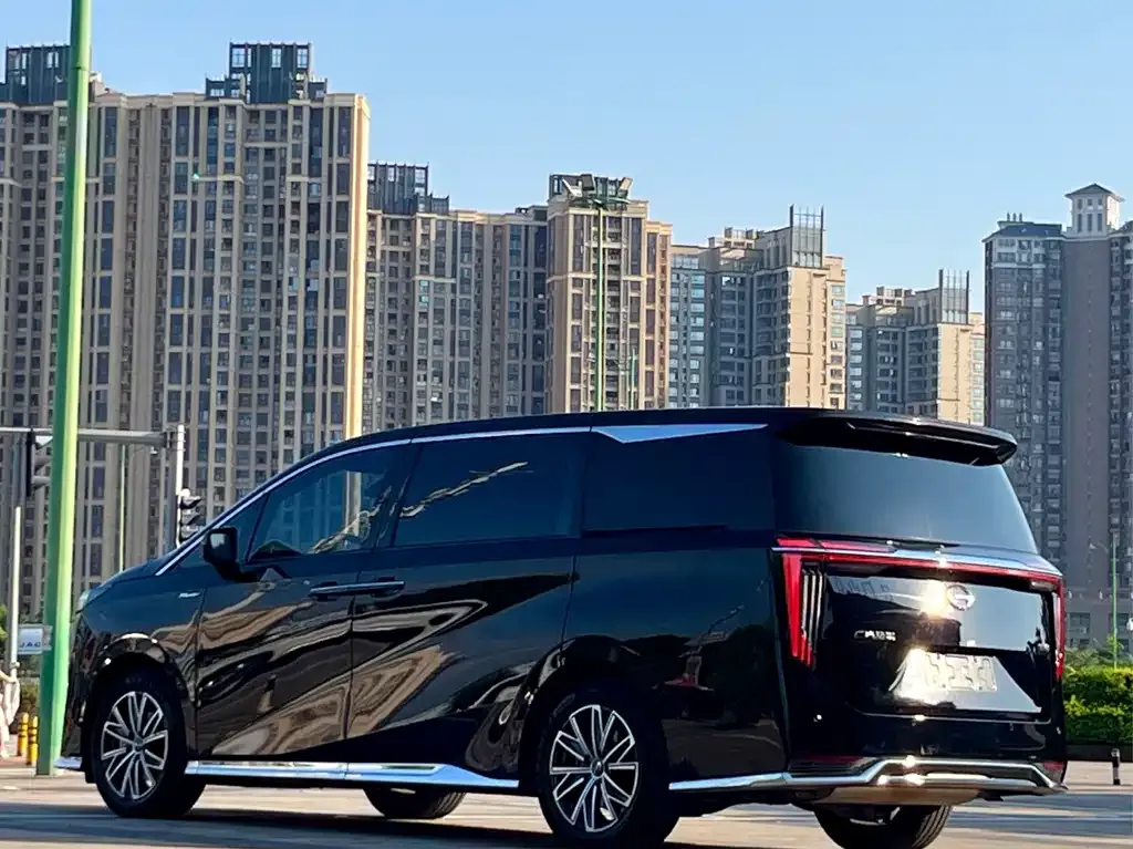 GAC Motor Trumpchi M8 — фото 4