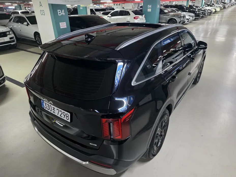 Kia Sorento — фото 5
