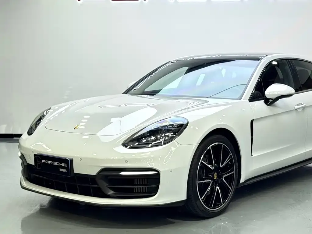 Porsche Panamera — фото 6