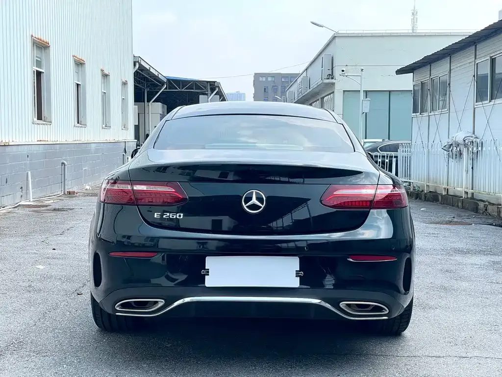 Mercedes-Benz E-Class (Import) — фото 3