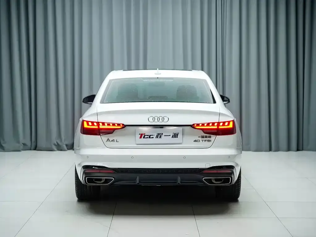 Audi A4L — фото 5