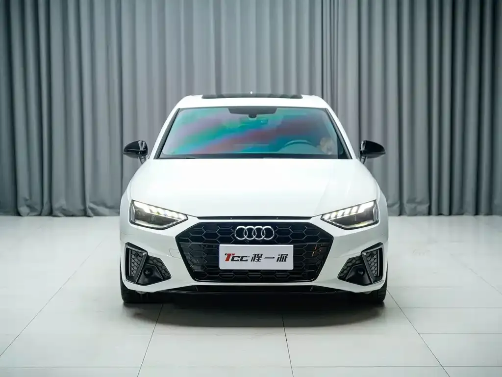 Audi A4L — фото 7