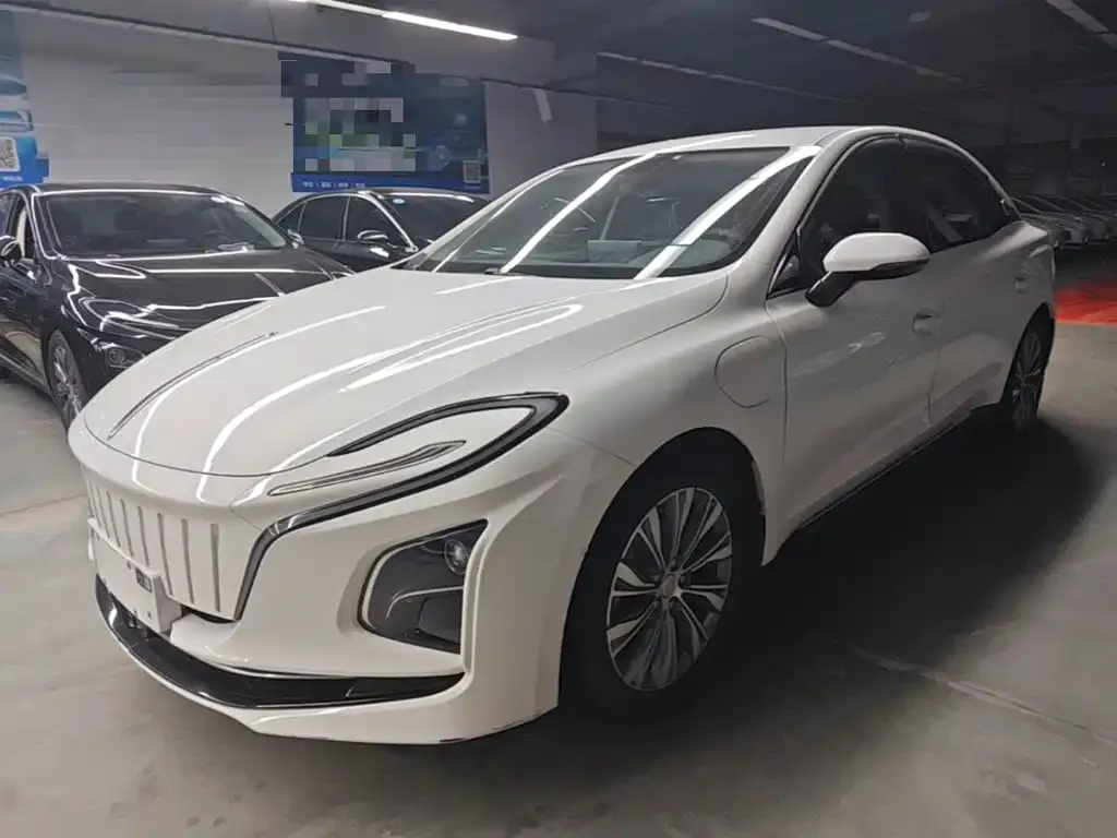 Hongqi E-QM5 — фото 7