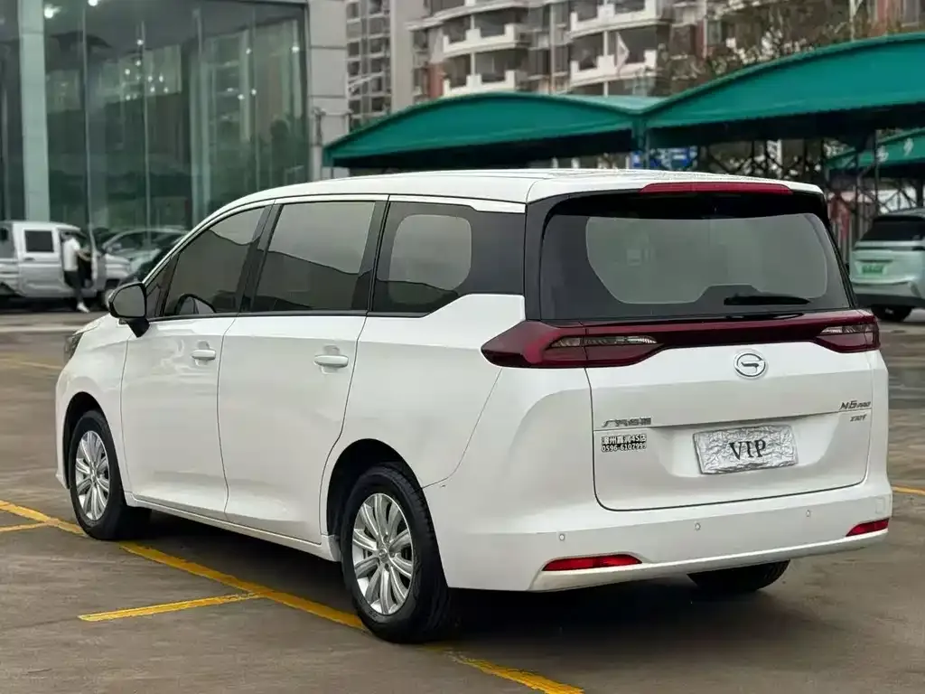 GAC Motor Trumpchi M6 — фото 10